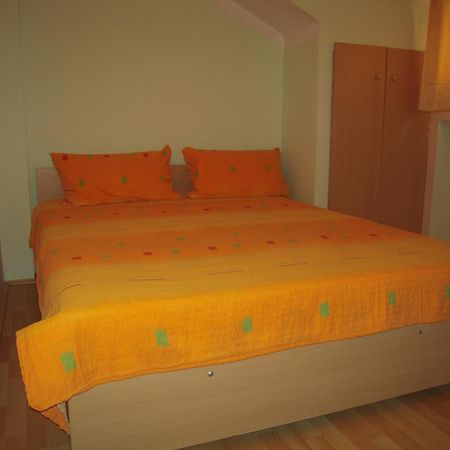 Lile Pestani Accommodation Exterior foto
