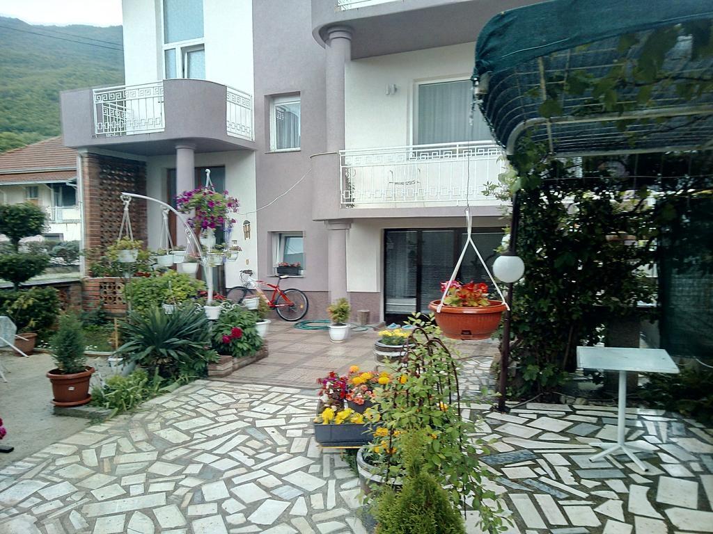 Lile Pestani Accommodation Exterior foto