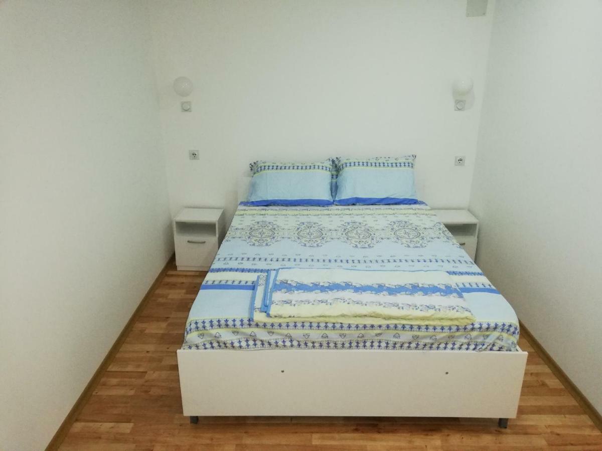 Lile Pestani Accommodation Exterior foto