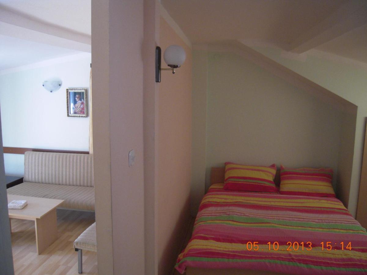 Lile Pestani Accommodation Cameră foto