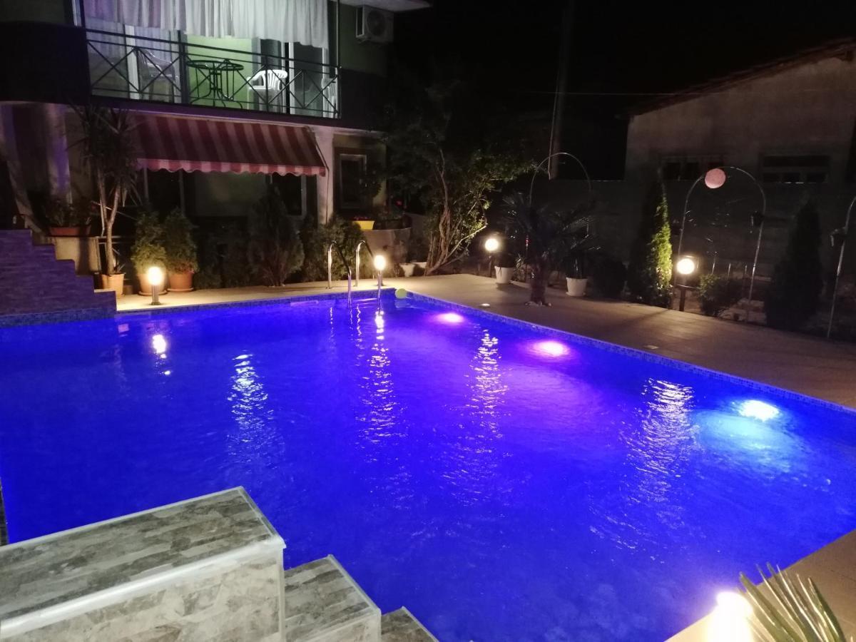 Lile Pestani Accommodation Exterior foto