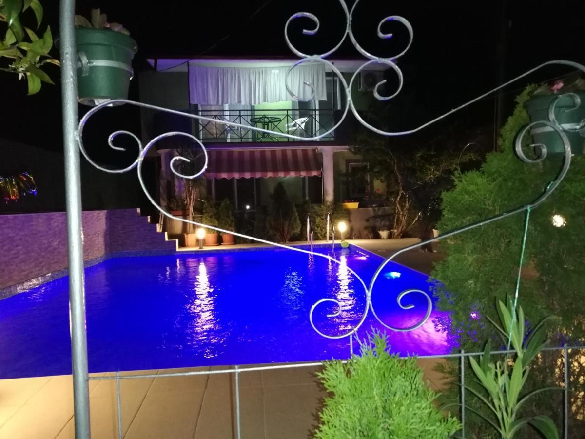 Lile Pestani Accommodation Exterior foto